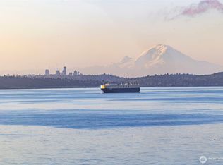 21106 President Point Rd NE, Kingston, WA 98346