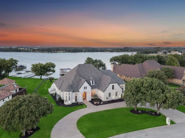 6124 Lake Shore Dr, Fort Worth, TX 76179