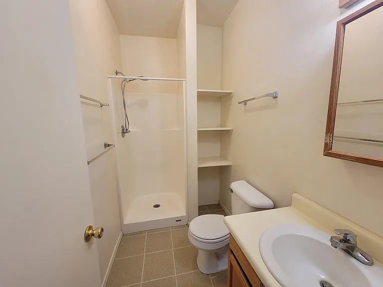 921 N 1st Ave #2 — Photo 1