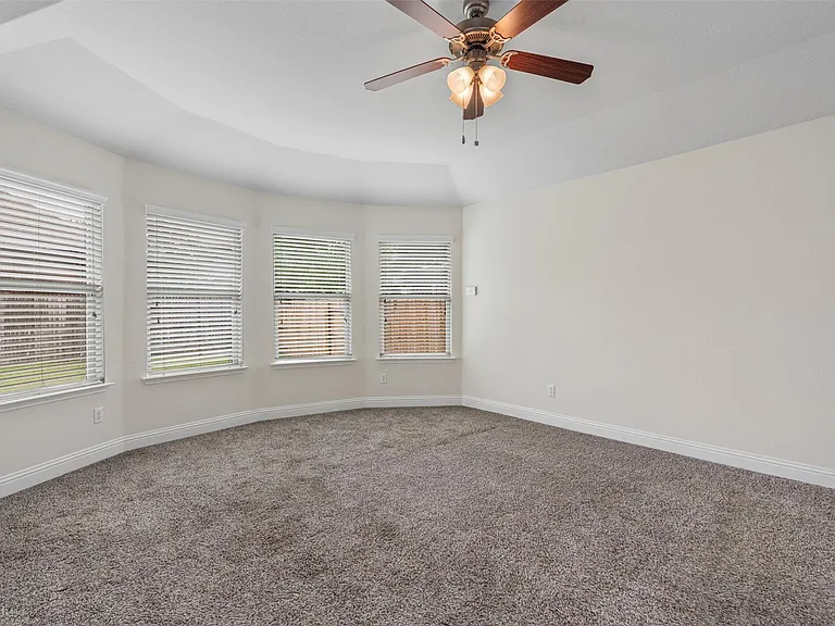 3021 Angelina Ct — Photo 17