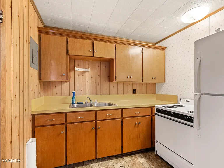 1008 Carol Comb Rd #2 — Photo 4