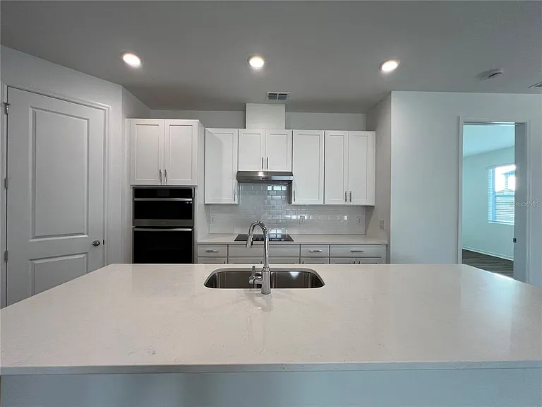 2253 Lost Horizon Way — Photo 19