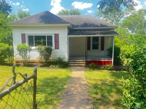 21 Wingfoot Trl, Cartersville, GA 30120