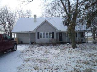 469 County Road 1750n, Bethany, IL 61914