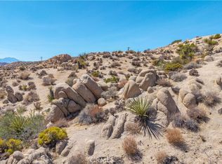 56643 Plaza Del Amigo, Yucca Valley, CA 92284