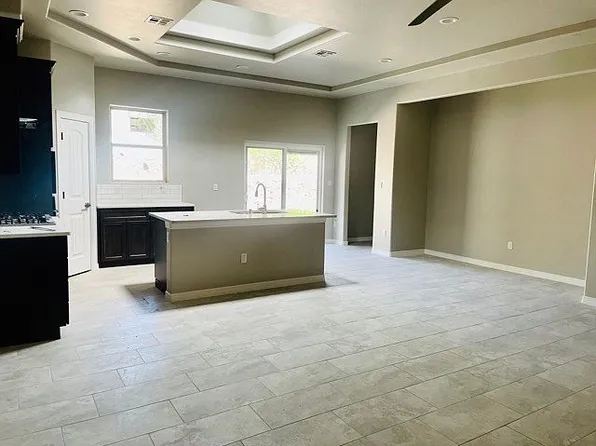 3901 Tayvis Rd, Las Cruces, NM 88012