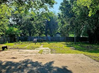 304 N Vine St, Commerce, OK 74339