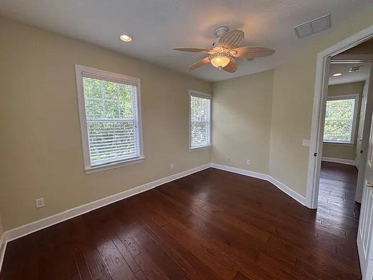 1442 Stickley Ave — Photo 34