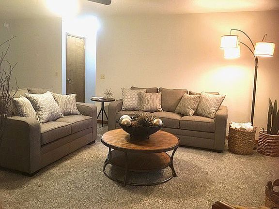 Pella windows w/ slim shades