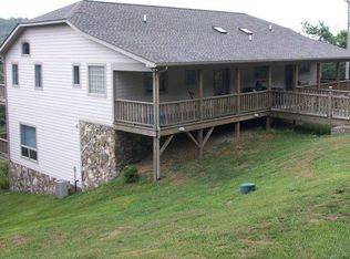 225 Elzie Ln, Boone, NC 28607