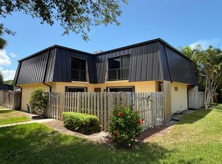 2470 Waterside Dr, Lake Worth, FL 33461