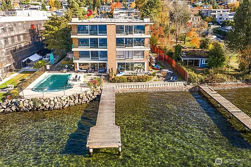 6225 Lake Washington Blvd NE Photo 1