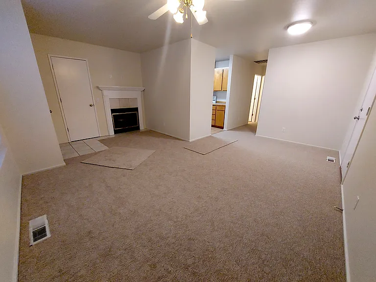 1085 NE Purcell Blvd #1-4 — Photo 6
