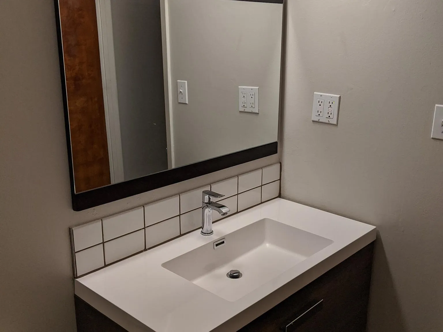 5 bed, 1672 sqft, $3,200 — Photo 4