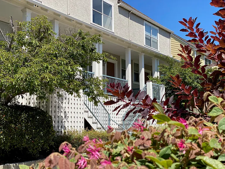 842 Nobel Dr — Photo 11