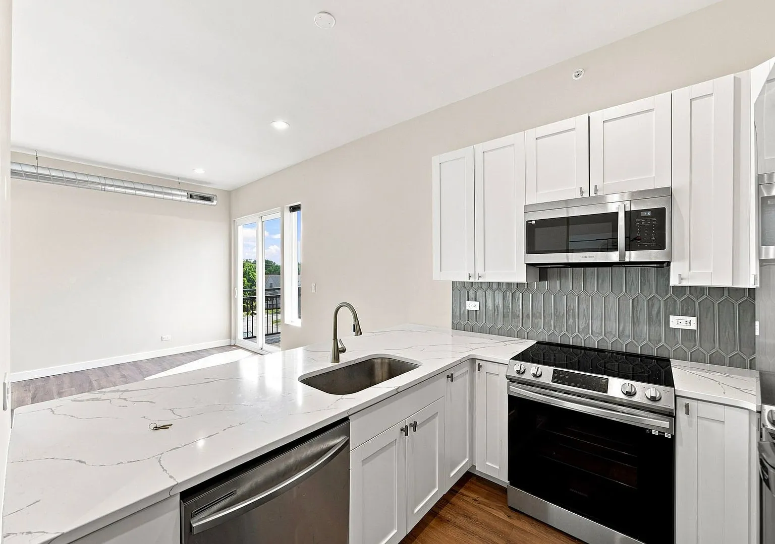 3727 Sunnyside Ave. — Photo 3