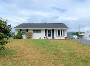 2431 Ellison Ave, Salem, VA 24153