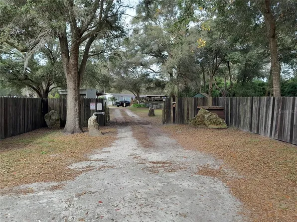 19395 SE 21st Pl, Morriston, FL 32668