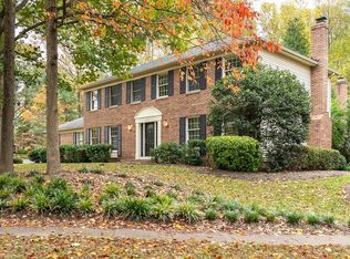 11603 Deer Forest Rd, Reston, VA 20194