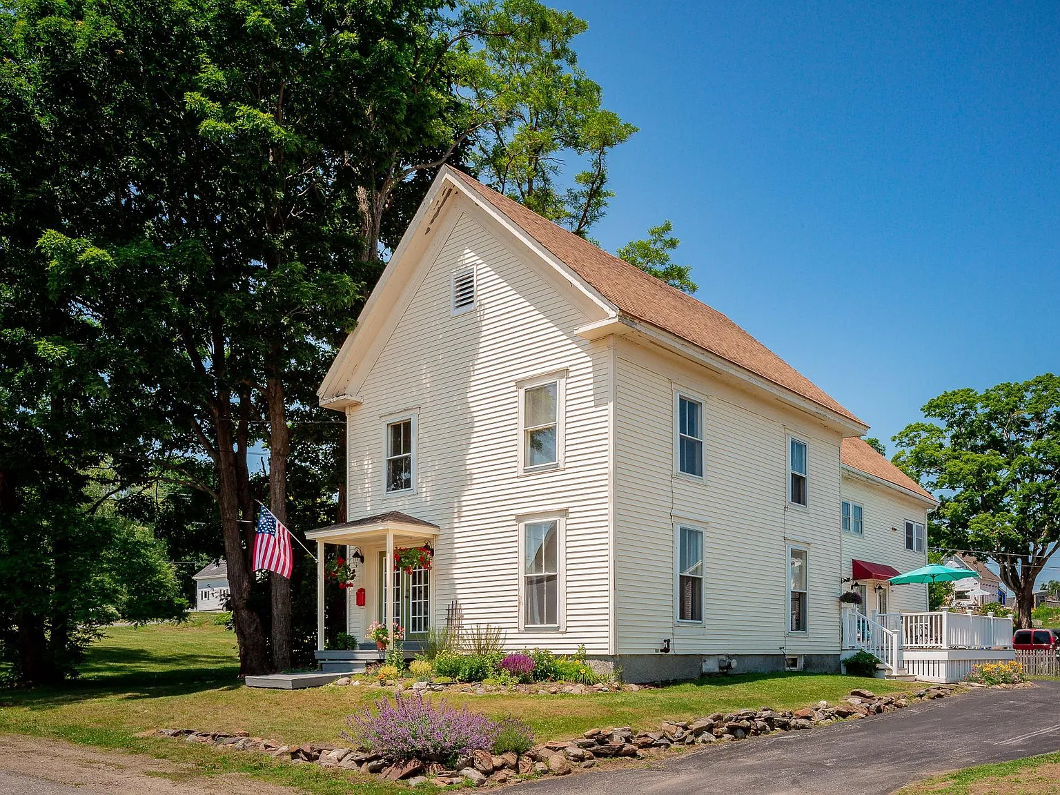 13 South St — Photo 1
