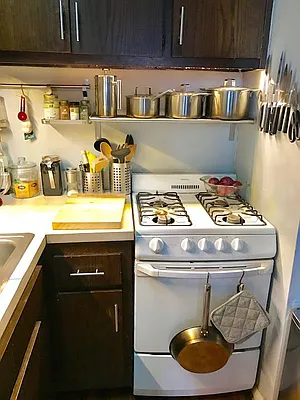 Rented by JK Dansar Corp | media 18