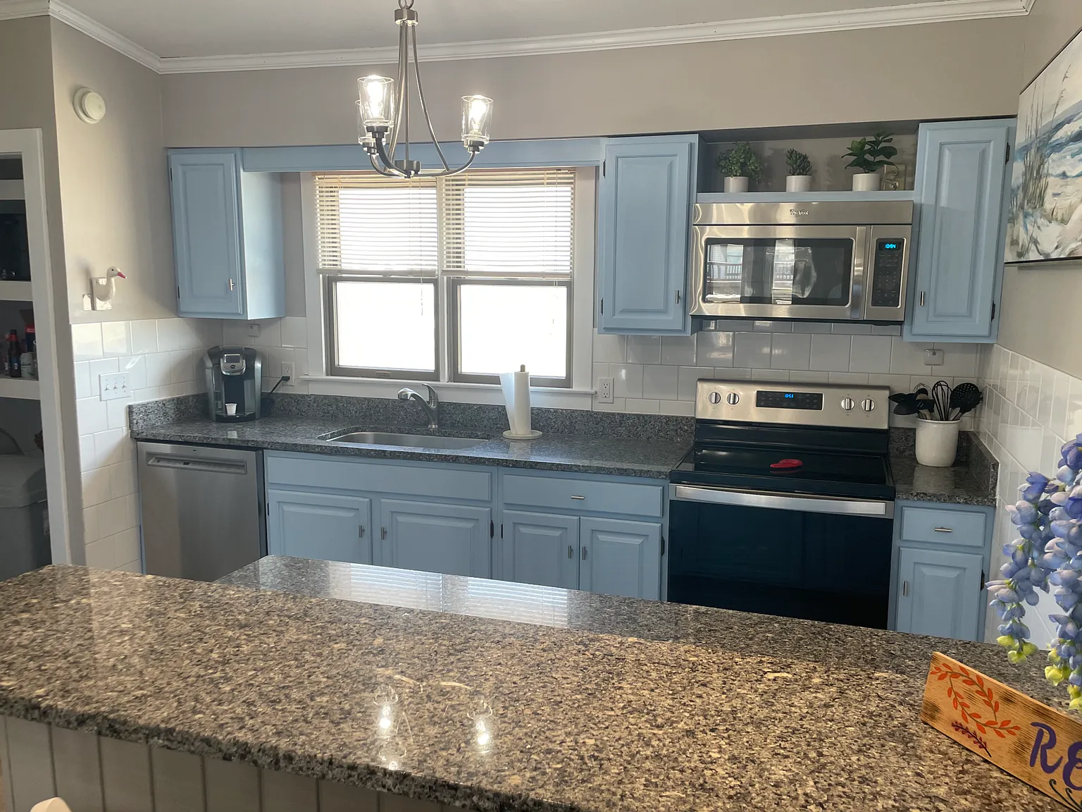 2 bed, 2.5 bath, 1056 sqft, $3,000 — Photo 3