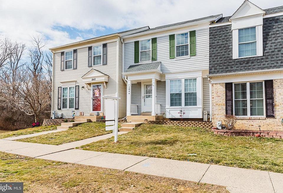 1st image of 1844 BRAMBLE BROOK LANE