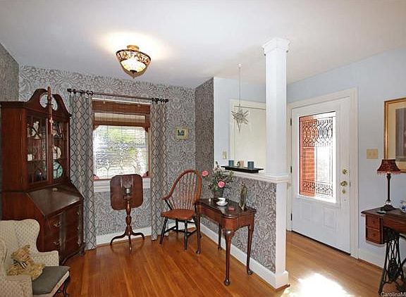 4th image of 401 Coolidge Ave
