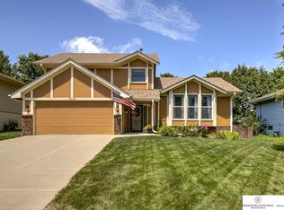 15218 T St, Omaha, NE 68137