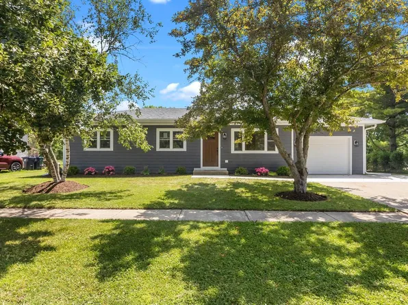 413 Westlawn AVENUE, Elkhorn, WI 53121