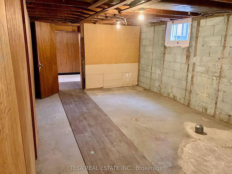 Toronto House for rent - 4 Bedrooms — photo 33