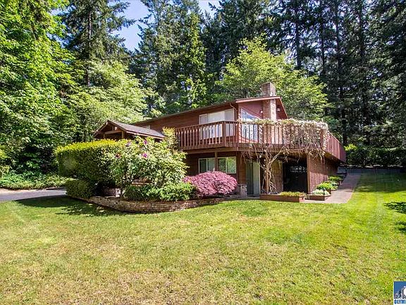 5th image of 6208 Silver Beach Dr NW