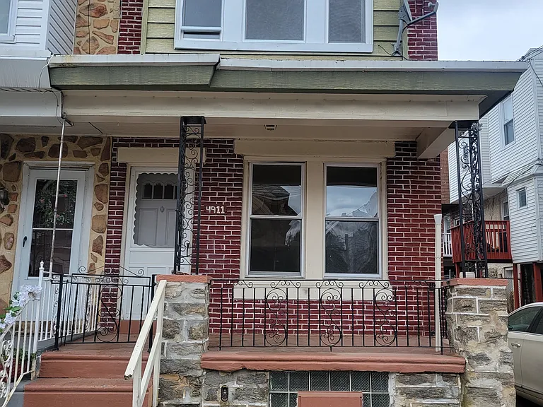 4911 N Franklin St — Photo 1