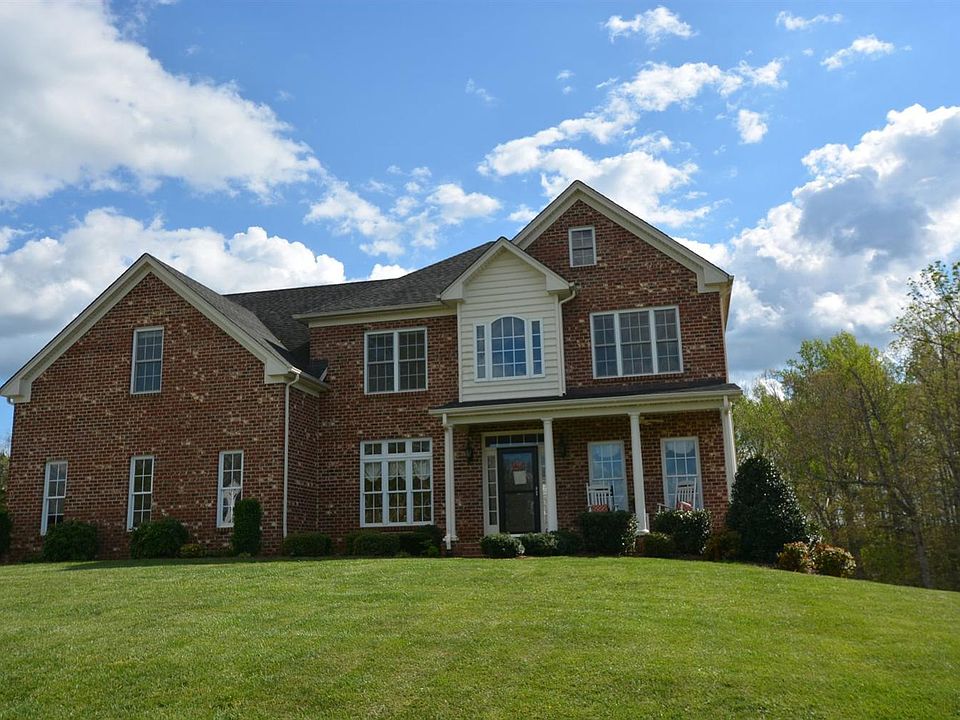 1st image of 1370 Cedar Rock Dr