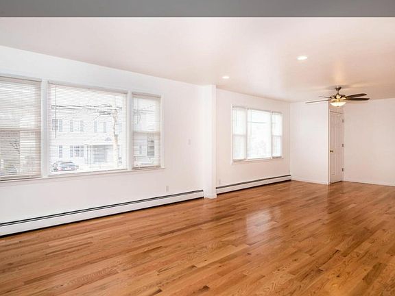 5th image of 118 Lincoln Ave #2347