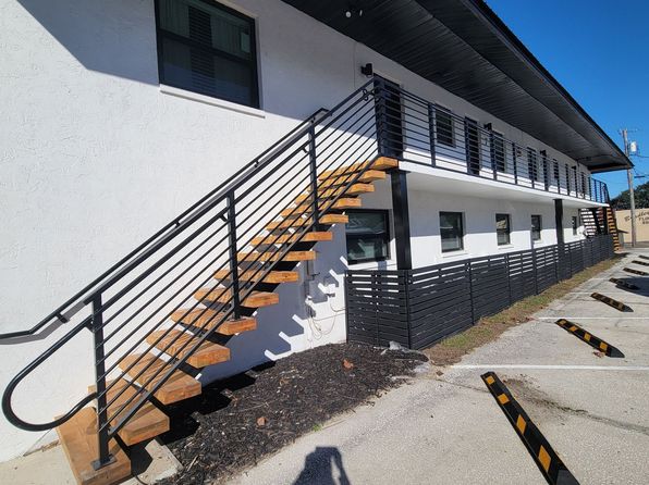 921 E Parker St APT 5
