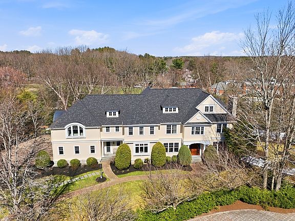 4th image of 8 Porter Ln