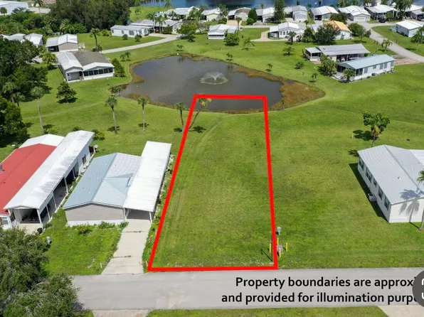 924 Yacht Club Way NW, Moore Haven, FL 33471