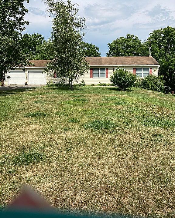 2nd image of 12048 Crestview Dr