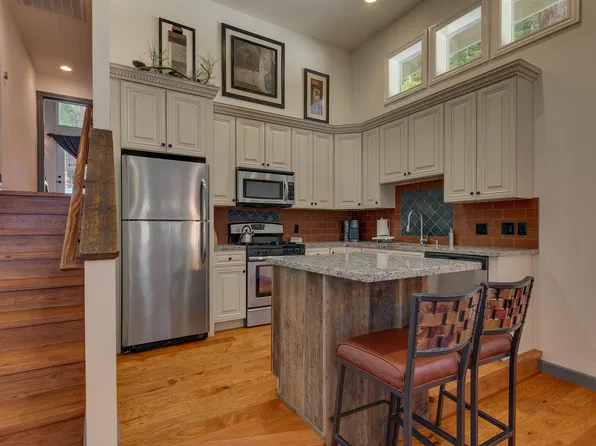 4511 Muletail Dr, Carnelian Bay, CA 96140