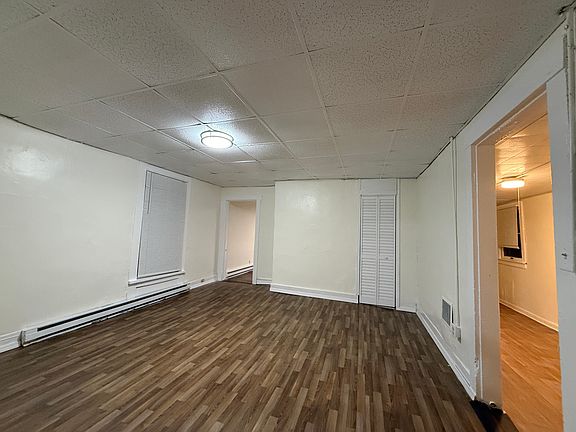 5th image of 2315 Portland Ave APT 2