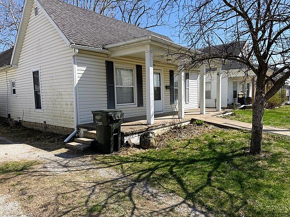 2nd image of 1010 N Centennial St
