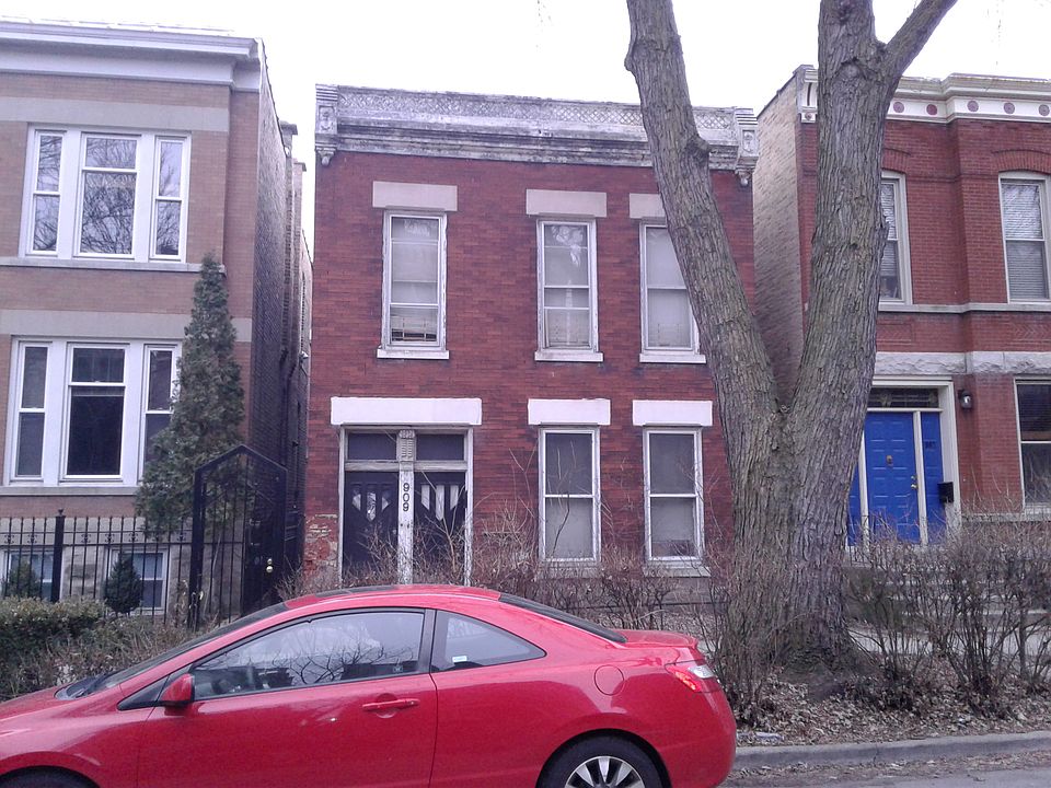 1st image of 909 N Fairfield Ave