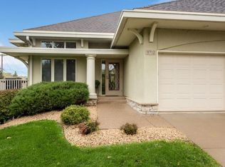 11712 Foxhall Rd, Minnetonka, MN 55305