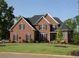 336 Island Green Ln, Inman, SC 29349