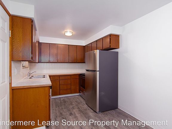 5th image of 2218 W Cleveland Ave