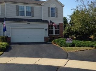 1198 Grand Cypress Ct, Aurora, IL 60502