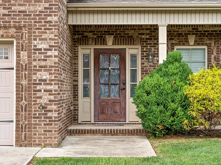3706 Tradewinds Ter — Photo 2