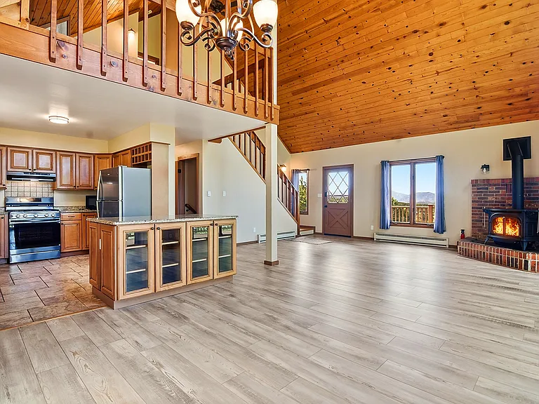 10228 Christopher Dr — Photo 11