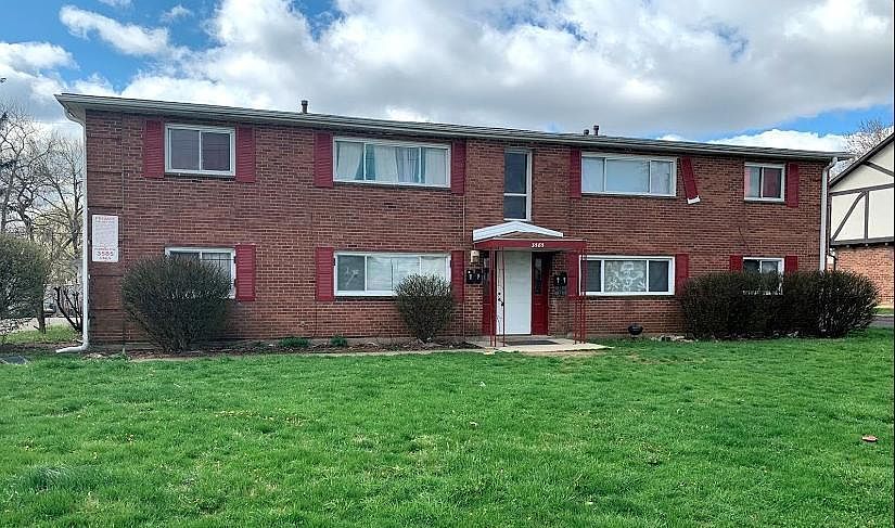 1st image of 3585 Cushing Dr